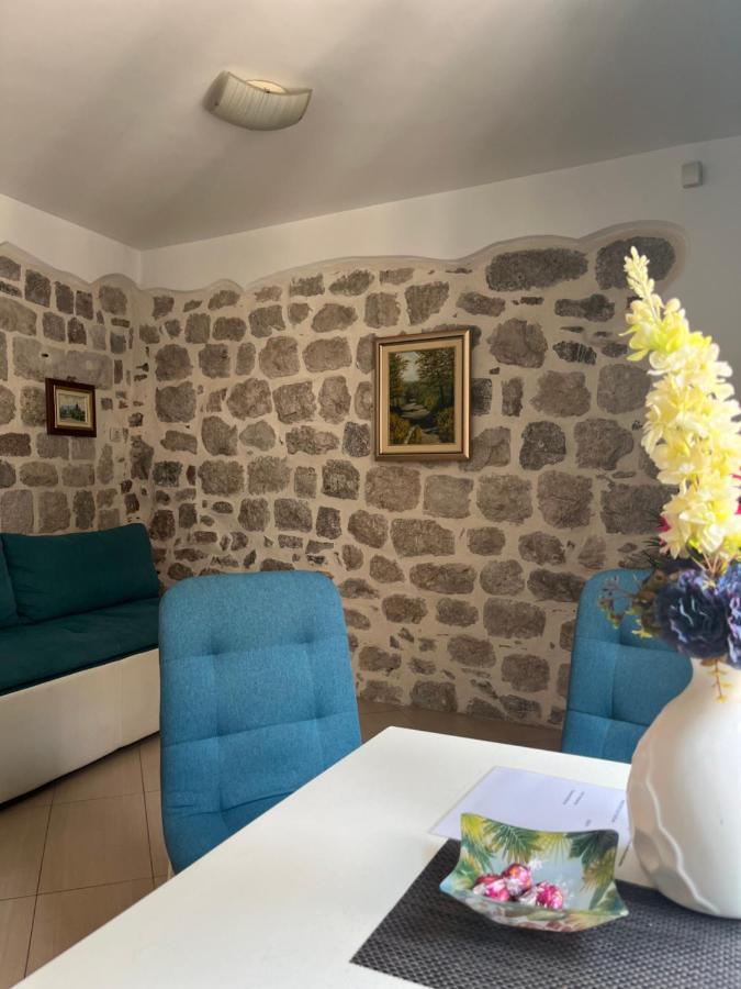 Church Bells Apartment Kotor Exterior photo